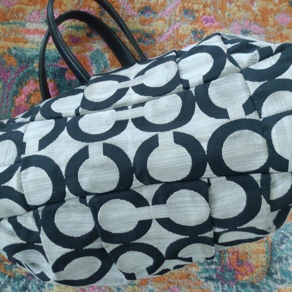 Coach Madison Maggie OpArt Shoulder Bag - Picture 6 of 9